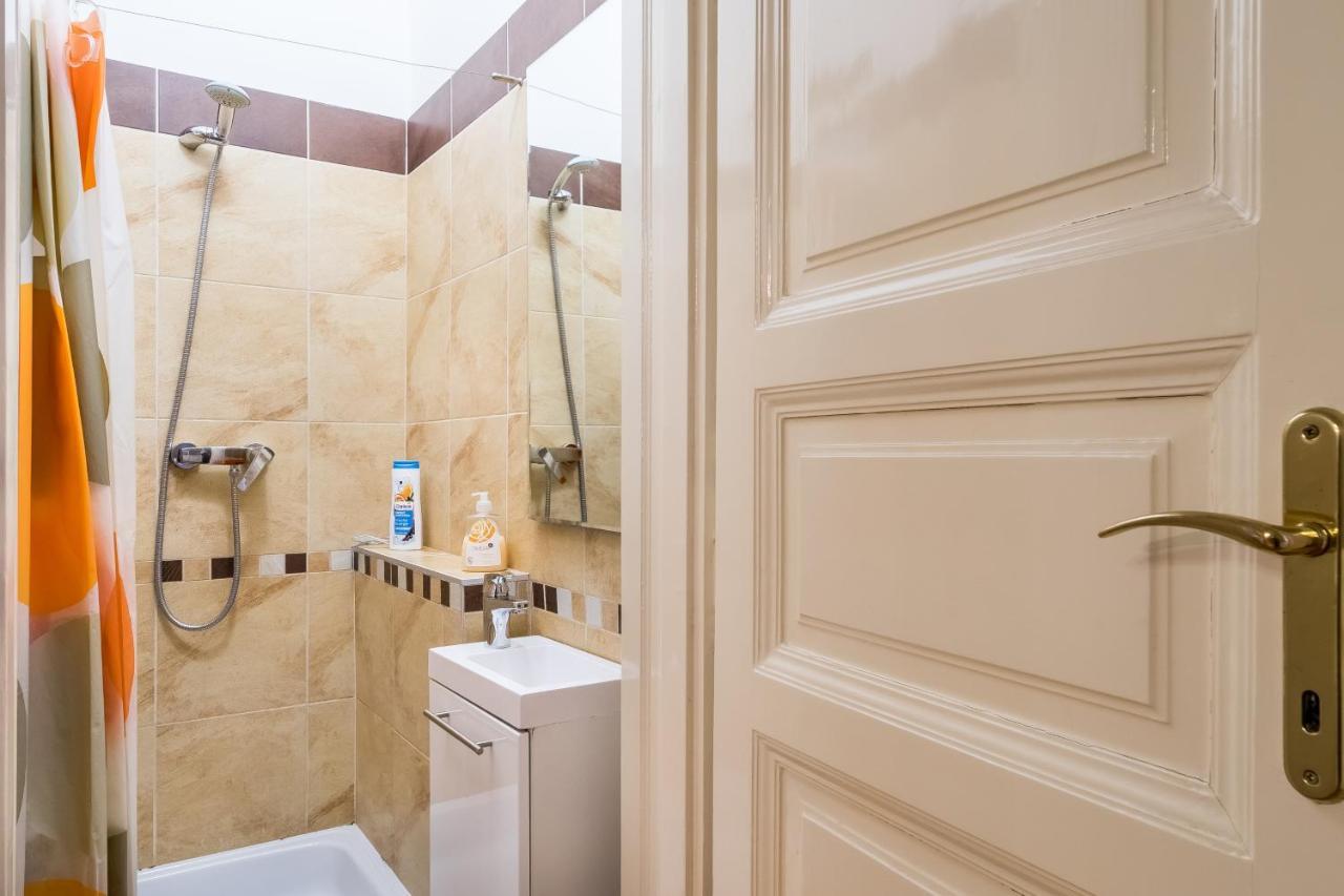 Berta - 4 Bedrooms, 3 Baths Budapest Esterno foto